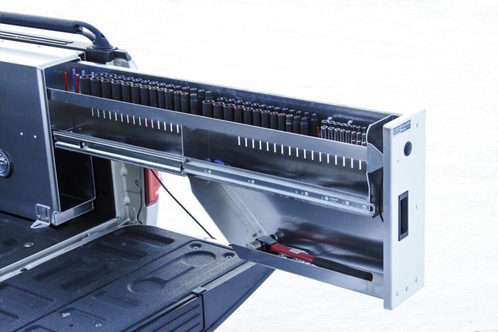 Aluminum side box for pick up truck